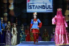 Лето в Баку – дефиле в авангардном, вечернем и национальном стиле (ФОТО)