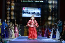 Лето в Баку – дефиле в авангардном, вечернем и национальном стиле (ФОТО)