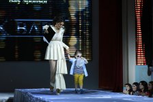 Лето в Баку – дефиле в авангардном, вечернем и национальном стиле (ФОТО)
