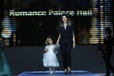 Лето в Баку – дефиле в авангардном, вечернем и национальном стиле (ФОТО)