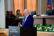 Академия наук Азербайджана избирает президента и вице-президентов (ФОТО)