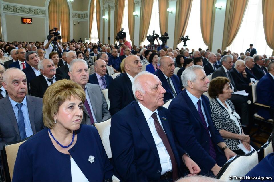 Академия наук Азербайджана избирает президента и вице-президентов (ФОТО)