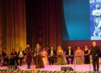 В Баку торжественно отметили 120-летие Бюльбюля (ФОТО)