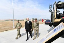Президент Азербайджана Ильхам Алиев принял участие в открытии N-ской воинской части минобороны (ФОТО)