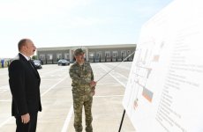 Президент Азербайджана Ильхам Алиев принял участие в открытии N-ской воинской части минобороны (ФОТО)