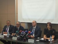 В Баку стартовал посвященный вызовам в таможенной сфере семинар для журналистов (ФОТО)