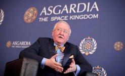 Потомок известных азербайджанских нефтепромышленников создал космическую монархию (ФОТО)