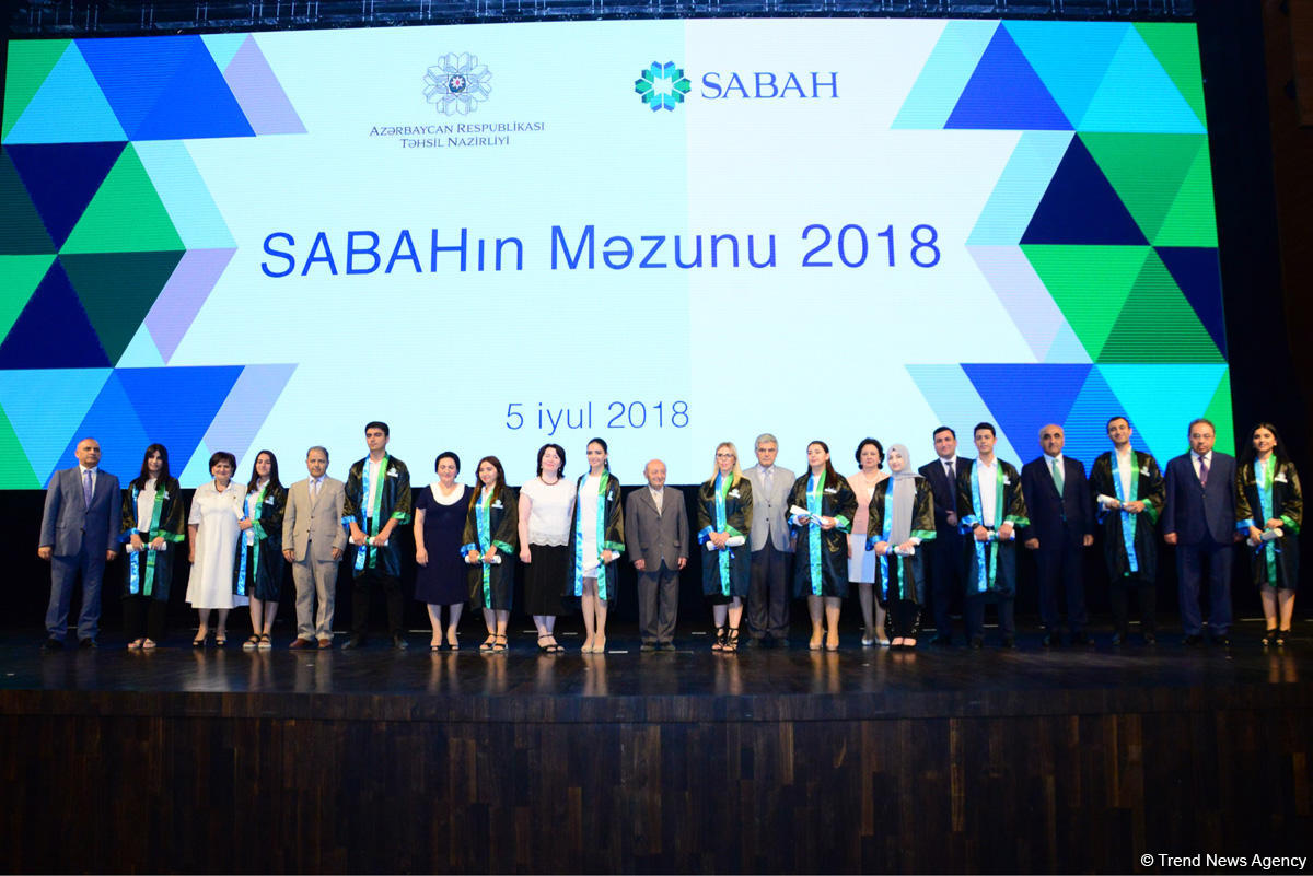 В Баку прошла церемония по случаю выпуска студентов групп SABAH (ФОТО)