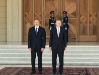 В Баку состоялась церемония официальной встречи Президента Турции (ФОТО)