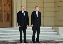 В Баку состоялась церемония официальной встречи Президента Турции (ФОТО)