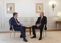 Ilham Aliyev meets executive chairman of Institute for Int’l Relations of France (PHOTO)