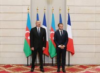 Президент Ильхам Алиев: Азербайджан надеется, что Президент Франции лично примет активное участие в решении нагорно-карабахского конфликта (ФОТО)