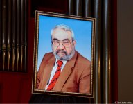 В Баку проходит  церемония прощания с народным артистом Азербайджана Хайямом Мирзазаде (ФОТО)