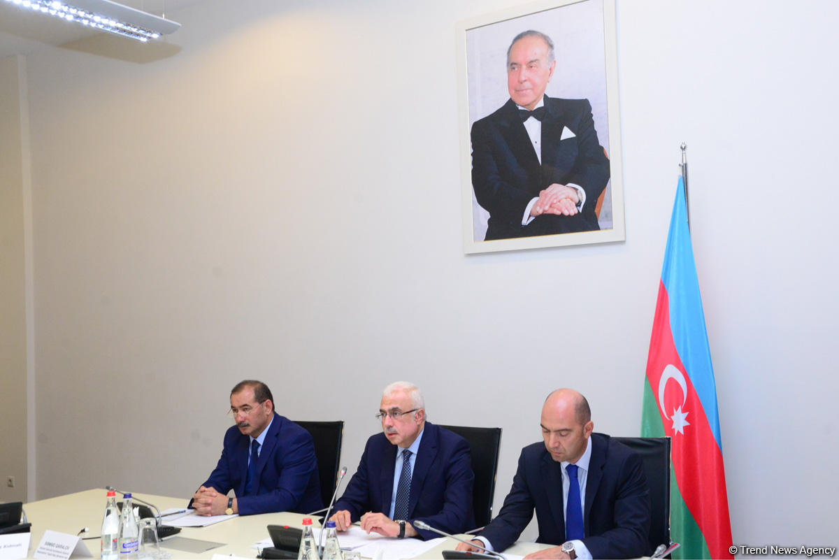 Azerbaijan wants to increase role of customs authorities in support of entrepreneurship (PHOTO)