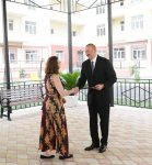 Президент Азербайджана и его супруга приняли участие в церемонии передачи квартир и автомобилей инвалидам войн и семьям шехидов (ФОТО)
