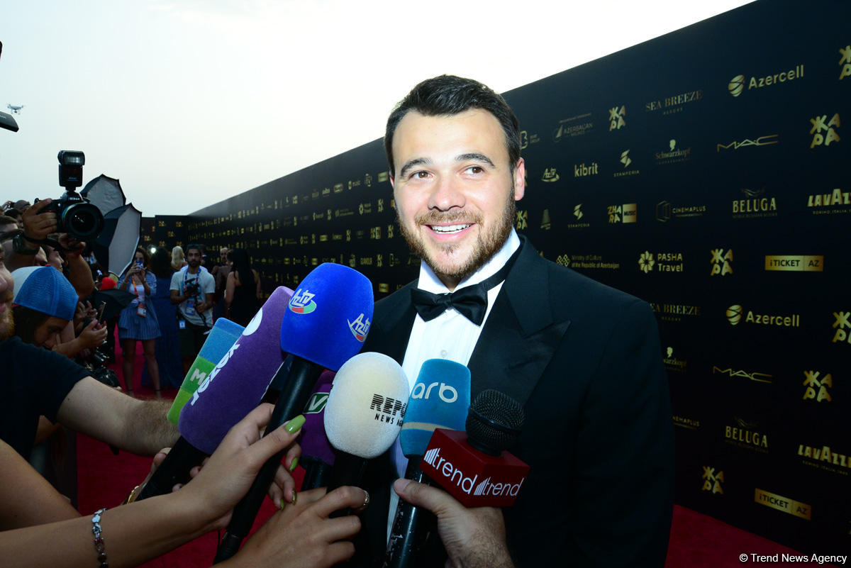 Эмин Агаларов объявил о переносе фестиваля "ЖАРА" (ВИДЕО)