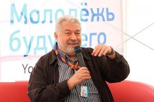 Счастливый Юлий Гусман отмечает 75-летие: от врача-психиатра до КВН и режиссера (ФОТО)