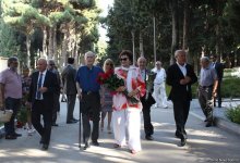 Это был творец: в Баку почтили память Муслима Магомаева (ФОТО)