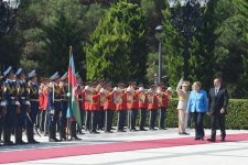 Official welcome ceremony held for German Chancellor Angela Merkel