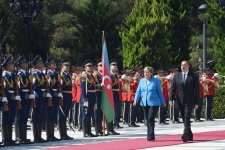 Official welcome ceremony held for German Chancellor Angela Merkel