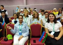 Азербайджанские школьники совершили экскурсию по Москве и Казани (ФОТО)