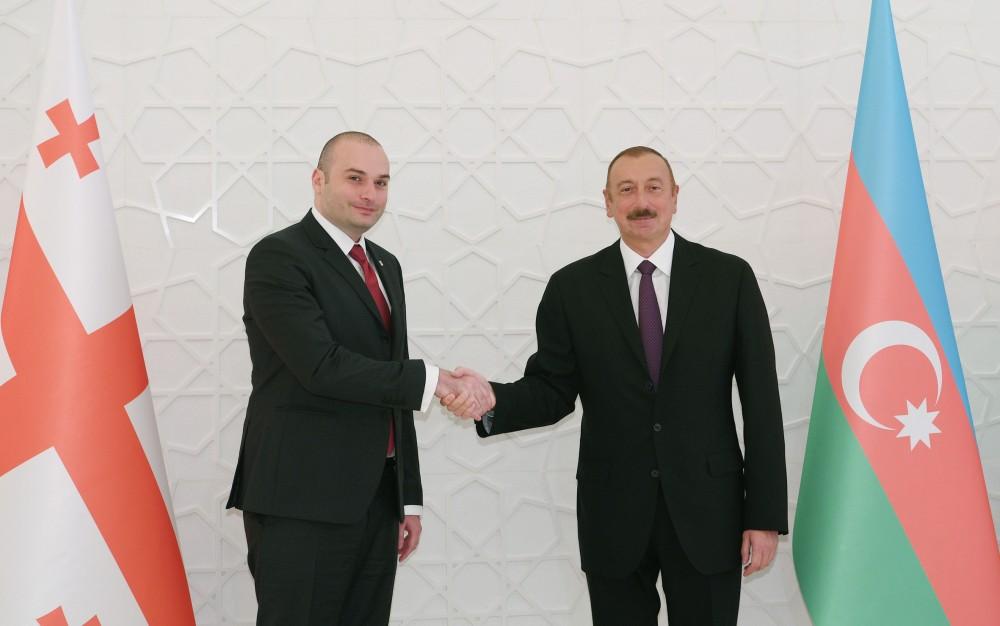 Президент Ильхам Алиев: Азербайджан и Грузия должны приложить дополнительные усилия для увеличения торгового оборота (ФОТО)