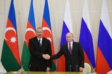 Президенты Азербайджана и России выступили с заявлениями для прессы (ФОТО)