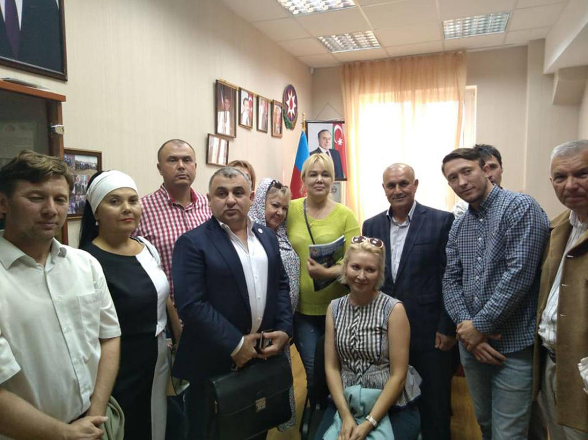 Азербайджанцы Татарстана и татары Азербайджана почтили память поэта Мусы Джалиля (ФОТО)