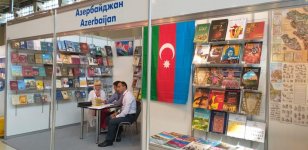 Павильон Азербайджана вызвал большой интерес посетителей Московской книжной ярмарки (ФОТО)