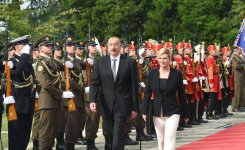 В Загребе состоялась церемония официальной встречи Президента Ильхама Алиева (ФОТО)