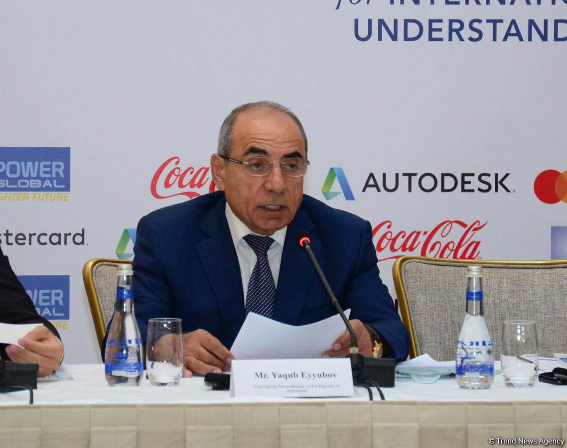 Ягуб Эйюбов: За 15 лет в экономику Азербайджана инвестированы $236 млрд (ФОТО)