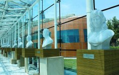 Проект "Yaradanlar və yaşadanlar" представлен в новом формате (ФОТО)