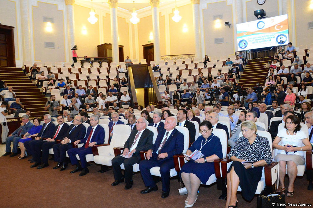 Акиф Ализаде: Освобождение Баку от армяно-большевистской оккупации - одно из ярчайших событий азербайджанской истории (ФОТО)