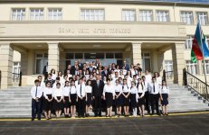 Ilham Aliyev inaugurates Mashtagha secondary school (PHOTO)