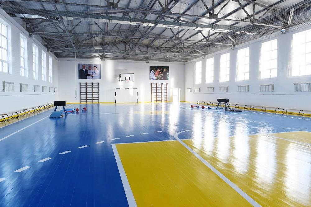 Ilham Aliyev inaugurates Mashtagha secondary school (PHOTO)