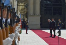 Official welcome ceremony held for Turkey’s president in Baku (PHOTO)