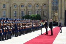 Official welcome ceremony held for Turkey’s president in Baku (PHOTO)