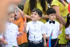 Радость и волнение бакинских первоклассников в День знаний (ФОТО)