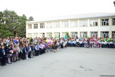 Радость и волнение бакинских первоклассников в День знаний (ФОТО)
