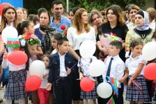 Радость и волнение бакинских первоклассников в День знаний (ФОТО)