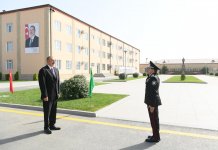 Президент Ильхам Алиев и Первая леди Мехрибан Алиева приняли участие в церемонии принятия присяги молодыми солдатами Службы государственной безопасности Азербайджана (ФОТО)