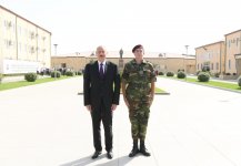 Президент Ильхам Алиев и Первая леди Мехрибан Алиева приняли участие в церемонии принятия присяги молодыми солдатами Службы государственной безопасности Азербайджана (ФОТО)