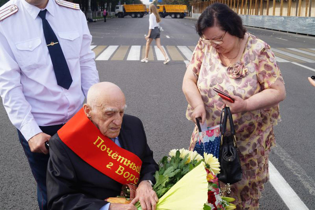 В Воронеже чествовали 100-летнего героя из Азербайджана (ВИДЕО, ФОТО)