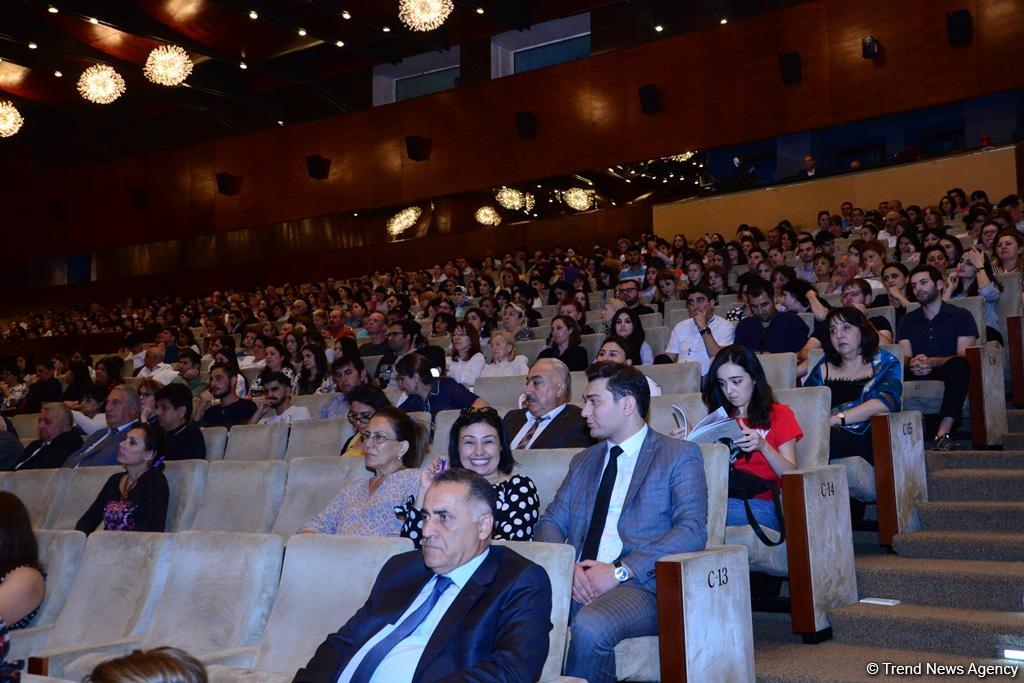 В Баку состоялось торжественное открытие X Международного музыкального фестиваля Узеира Гаджибейли (ФОТО)