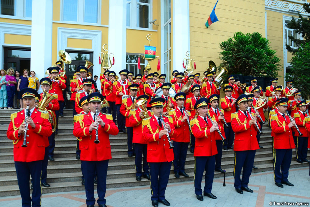 Праздник национальной музыки в Азербайджане - фоторепортаж