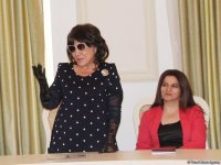 Я вернулся на Родину стихами: поэт из Израиля, влюбленный в Азербайджан (ФОТО)