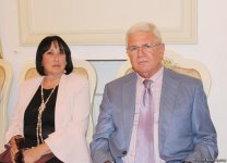 Я вернулся на Родину стихами: поэт из Израиля, влюбленный в Азербайджан (ФОТО)