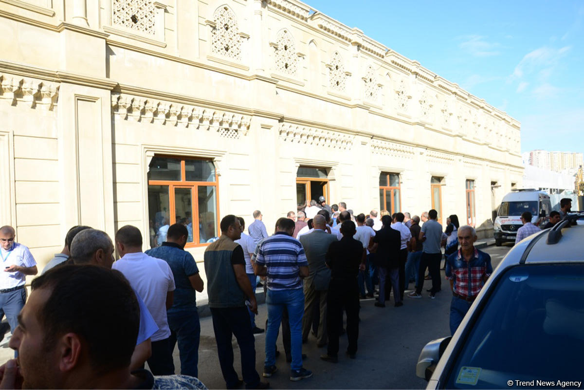 В Азербайджане проходят донорские акции по случаю дня Ашура )ФОТО)