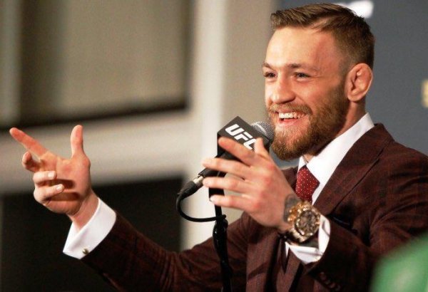 Боец Макгрегор вернется в UFC и проведет бой против Чендлера
