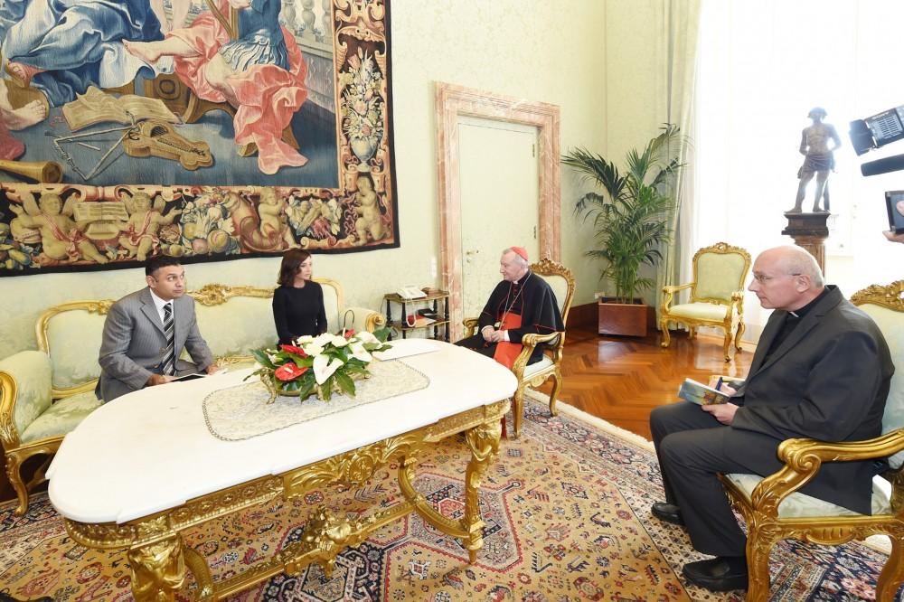 Первый вице-президент Мехрибан Алиева встретилась с госсекретарем Святого Престола (ФОТО) (версия 2)